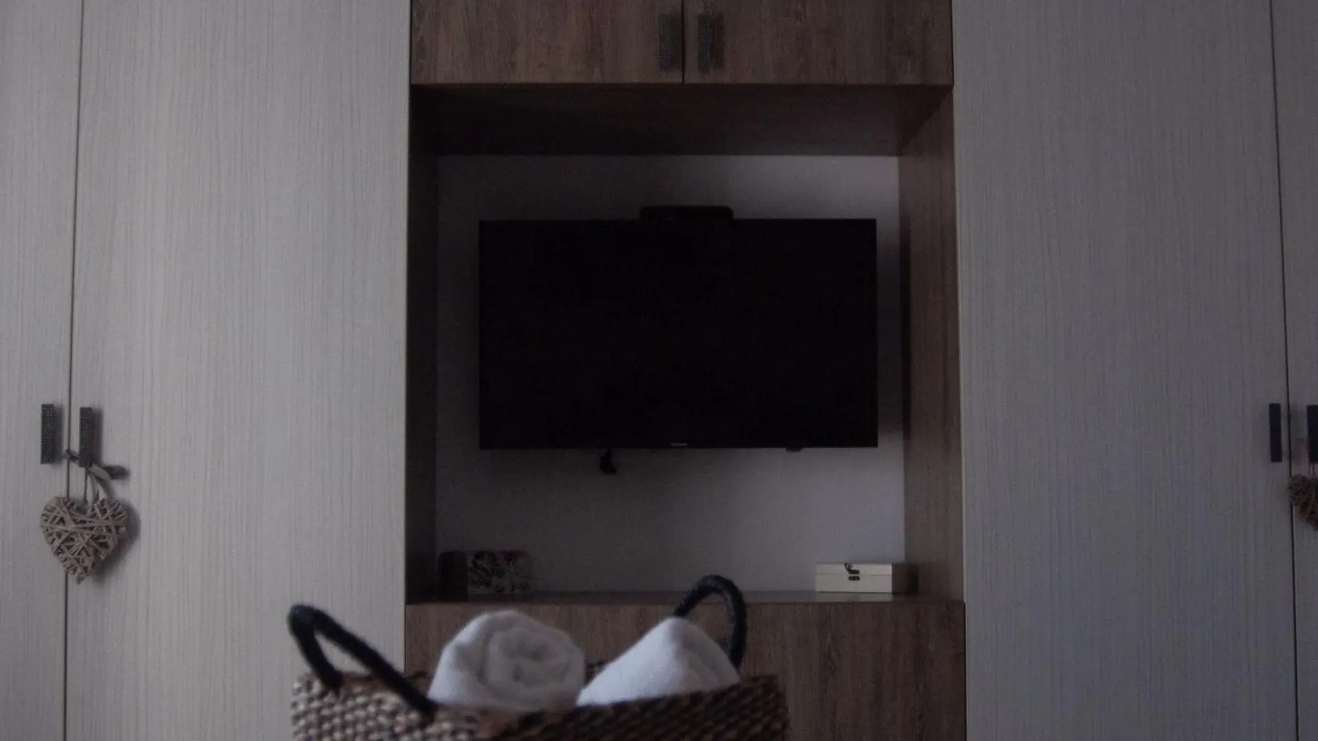 National Arena Retreat, 3 Bedroom Stylish, Cozy Flat 布加勒斯特 公寓