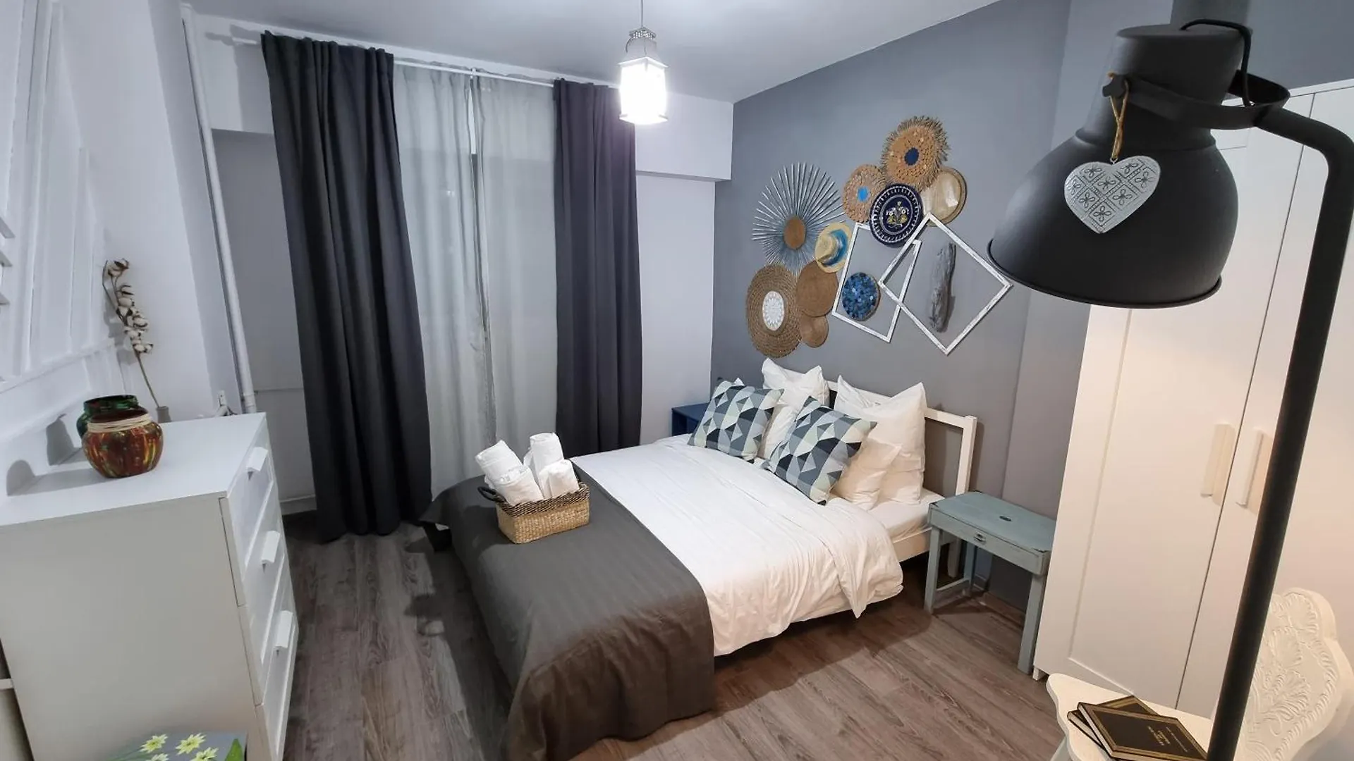 National Arena Retreat, 3 Bedroom Stylish, Cozy Flat 布加勒斯特